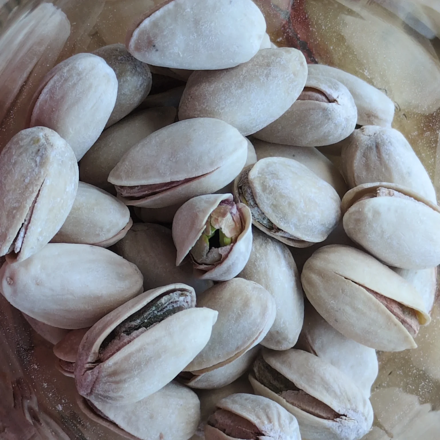 Pistaches en écaille rôties et salées